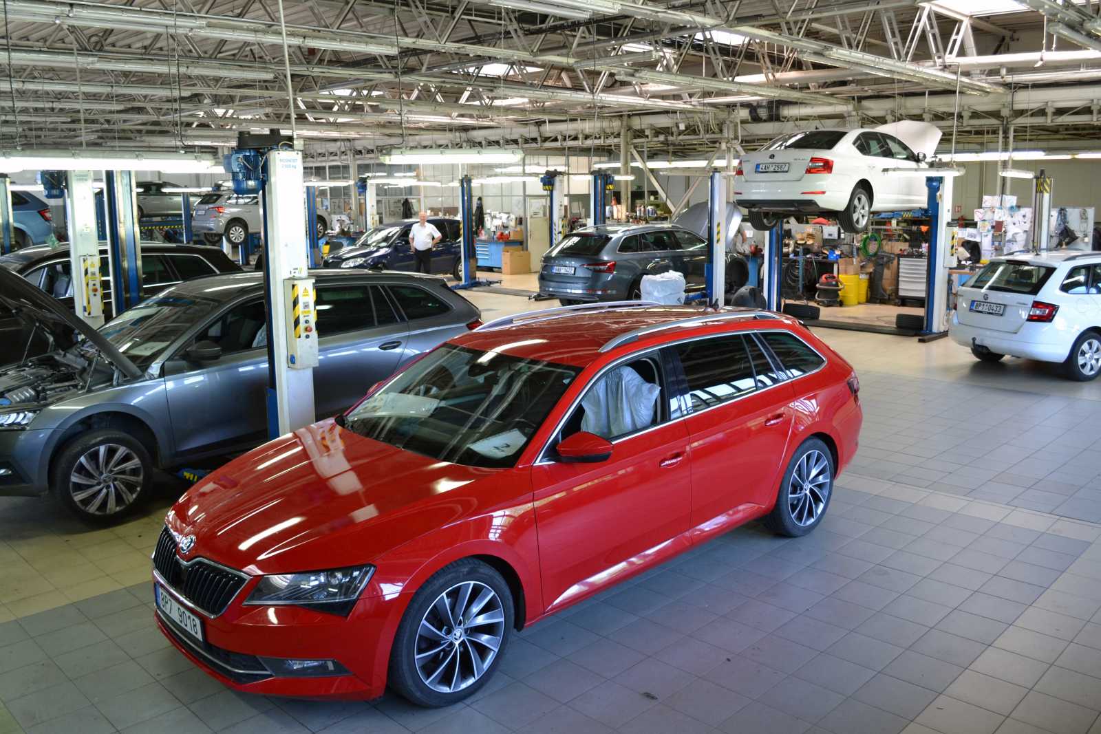 IMAGE: Auto CB s.r.o. | Značkov&yacute; autorizovan&yacute; autoservis Plzeň