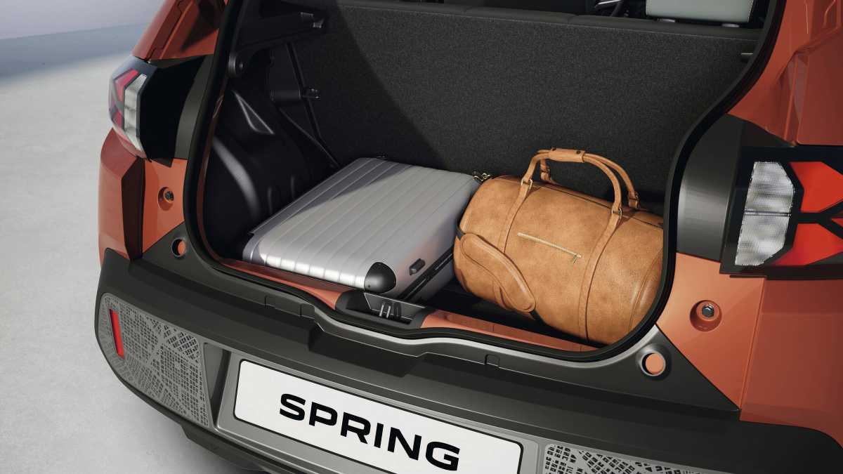 Dacia Spring &ndash; chytr&yacute; městsk&yacute; elektromobil