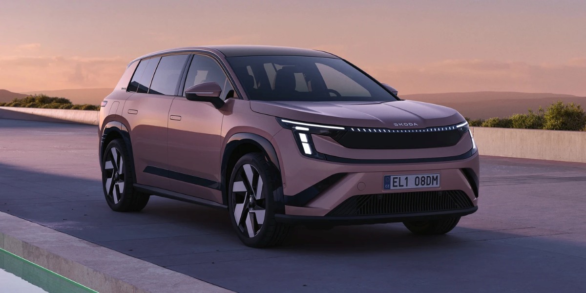 &Scaron;koda Peaq &ndash; sedmim&iacute;stn&aacute; elektrick&aacute; vlajkov&aacute; loď